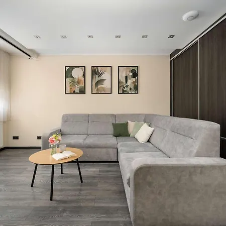 Apartment Kameralne Na Starym Miescie By Renters Breslau